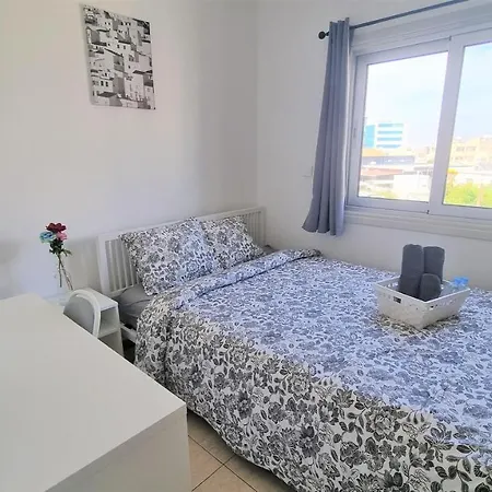 Апартаменты Comfy And Exquisite In A Shared 3br Near Main Harbor, Center Ларнака